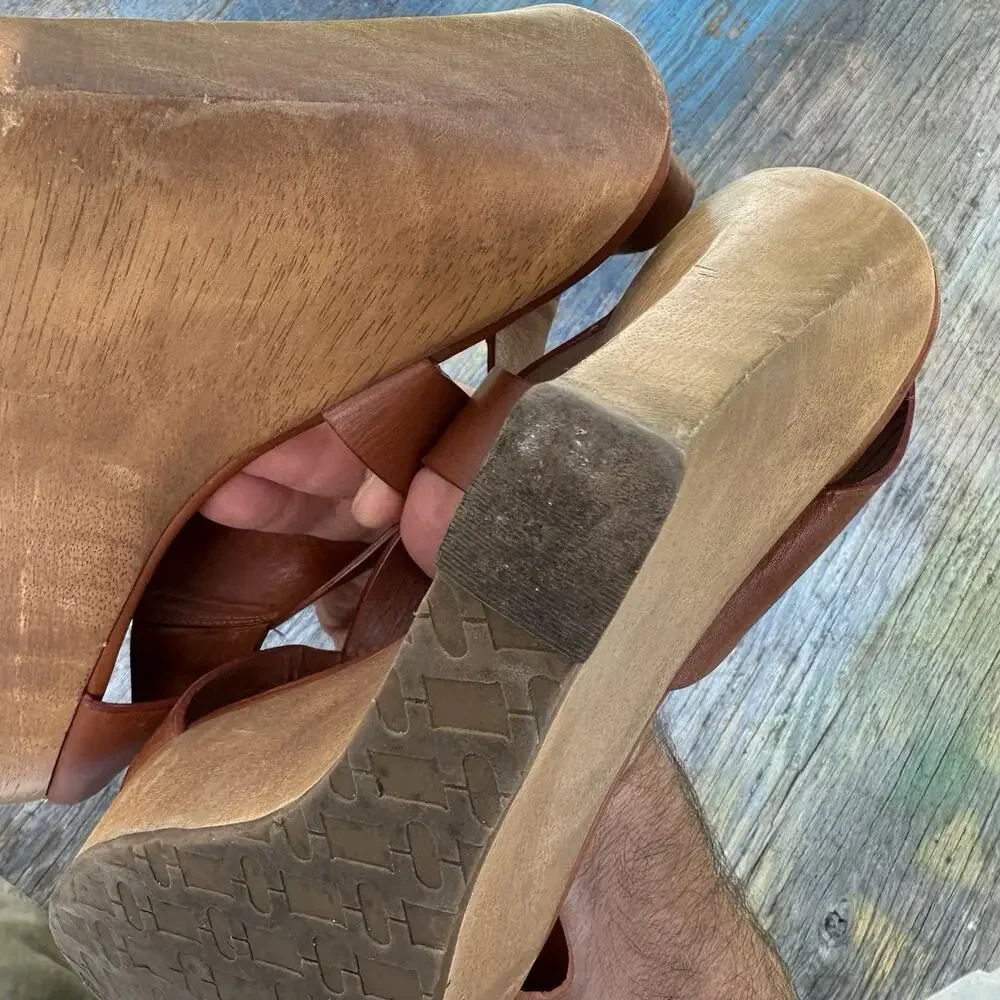 Diane Von Furstenberg Camel Wood Wedge Crossover Heels Women’s 9.5 - 999